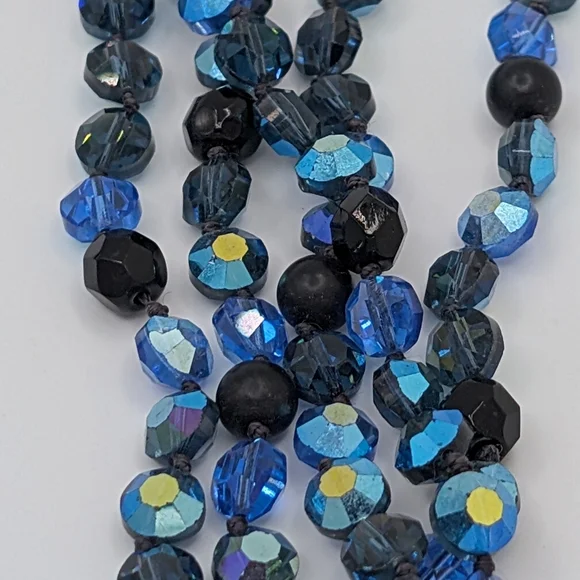 Vintage 16" Blue Glass Multi-strand Necklace - Picture 7 of 9